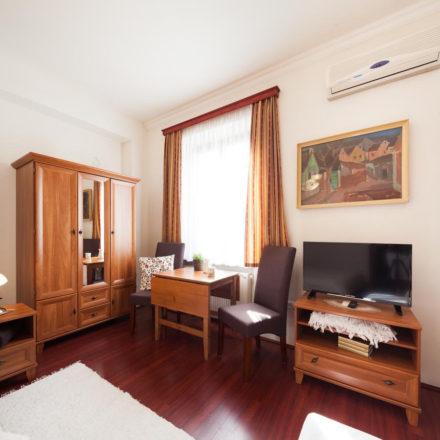 Villa Cecile Sopron Zewnętrze zdjęcie